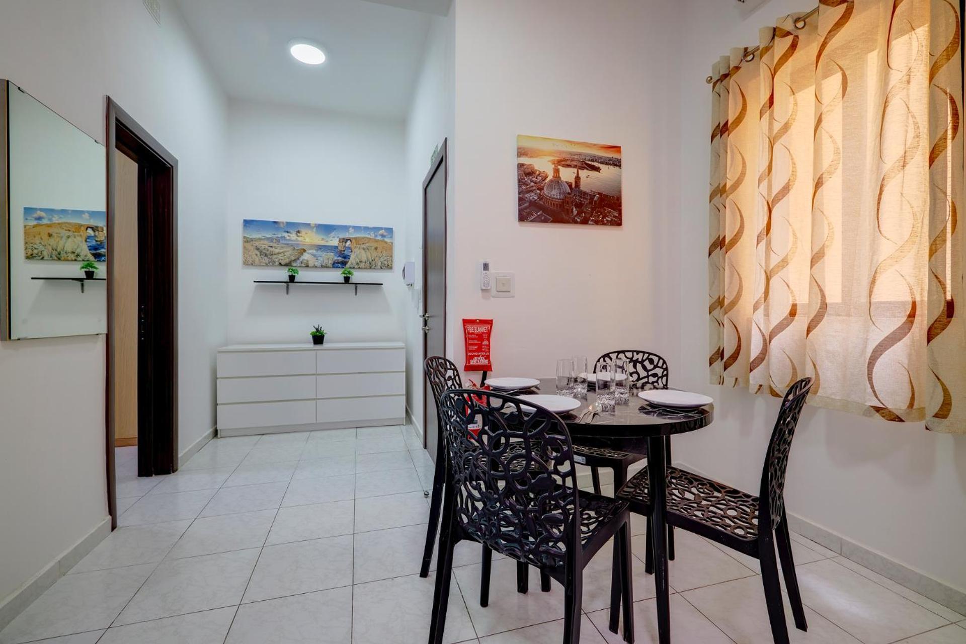 Sir William Reid Holiday Apartments Слима Экстерьер фото
