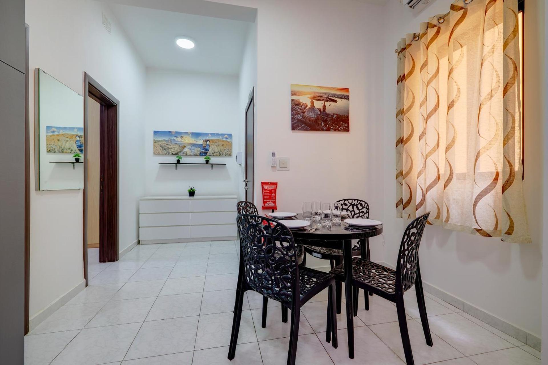 Sir William Reid Holiday Apartments Слима Экстерьер фото